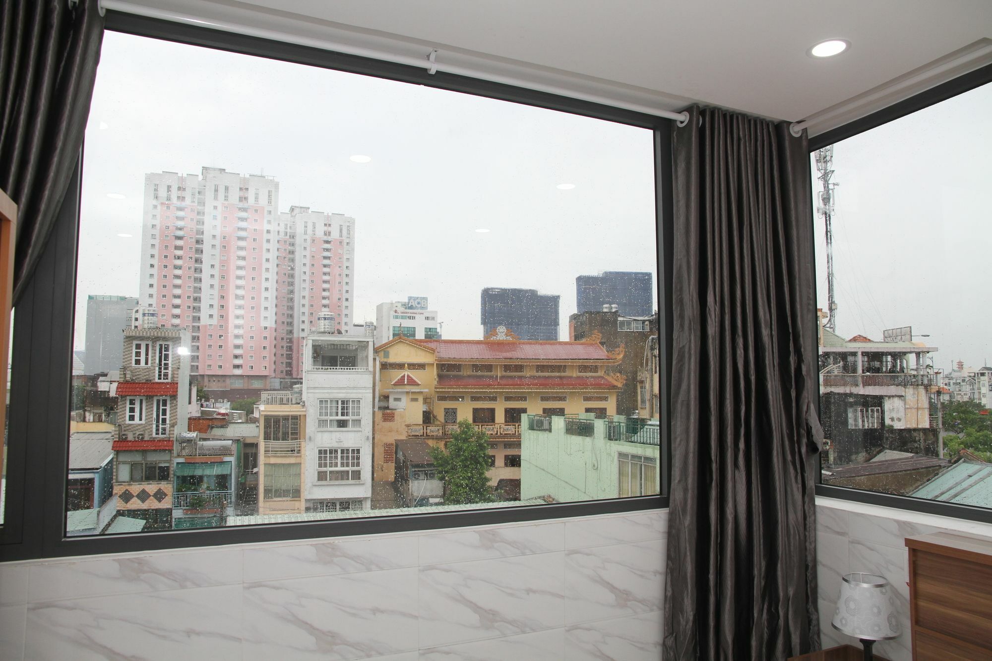 Saigon Inncrowd 2 Hô Chi Minh-Ville Extérieur photo